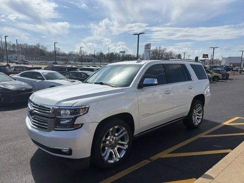 Used 2020 Chevrolet Tahoe Premier w/ Premier Plus Edition image 2
