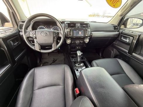Used 2019 Toyota 4Runner TRD Off-Road Premium image 11