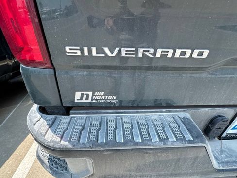 Used 2026 Chevrolet Silverado 1500 LT Trail Boss w/ Convenience Package II AWD/4WD image 7