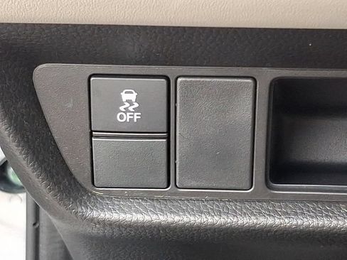 Certified 2024 Honda HR-V LX image 24