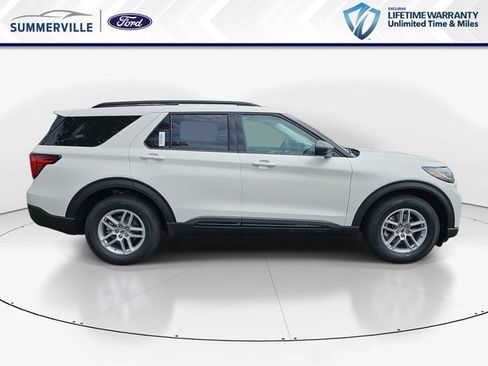 New 2026 Ford Explorer Active w/ Active Comfort Package RWD image 2