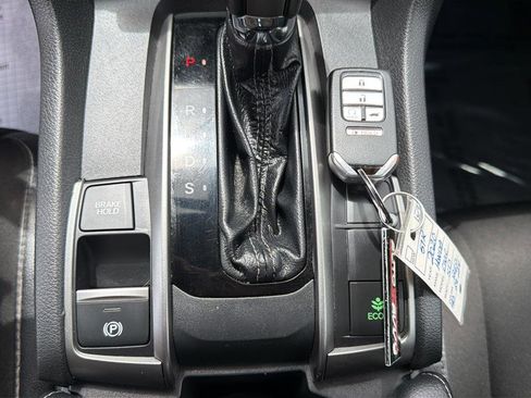 Used 2020 Honda Civic Sport image 26