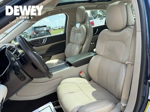 Used 2018 Lincoln Continental Reserve AWD/4WD image 14