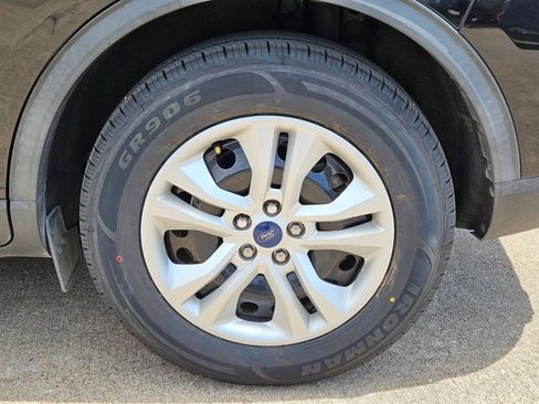 Used 2020 Ford Escape S FWD image 22