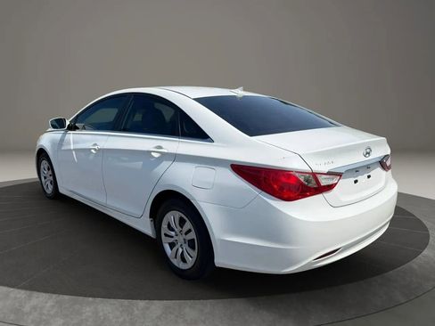 Used 2011 Hyundai Sonata GLS FWD image 6