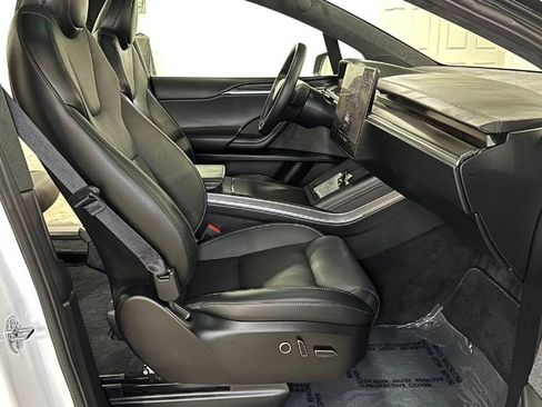 Used 2026 Tesla Model X Plaid AWD/4WD image 21