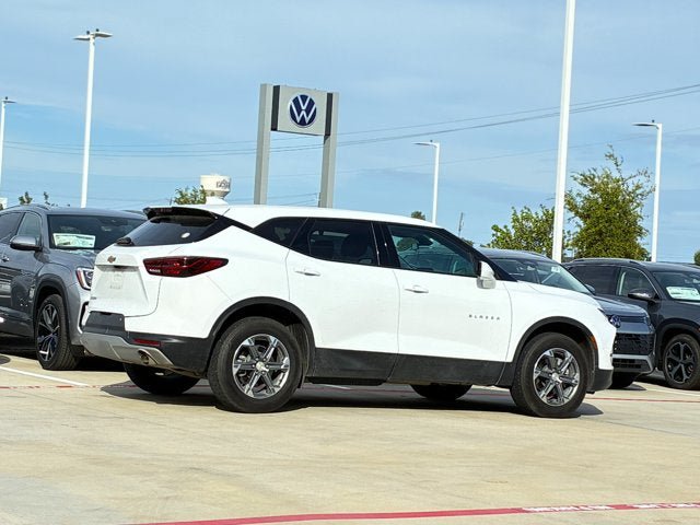 Used 2023 Chevrolet Blazer LT FWD image 8