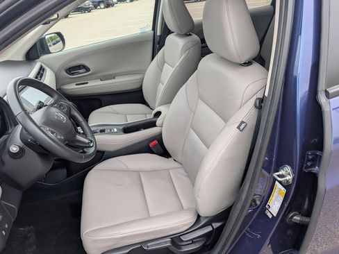 Used 2017 Honda HR-V EX-L image 19