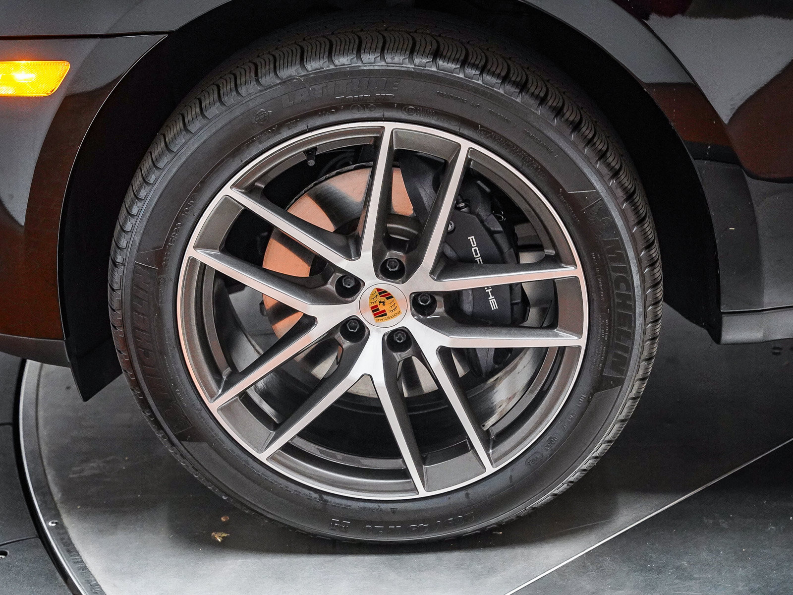 Certified 2026 Porsche Macan AWD/4WD image 15