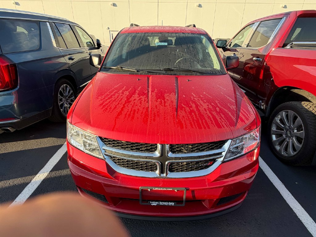 Used 2020 Dodge Journey SE FWD image 2