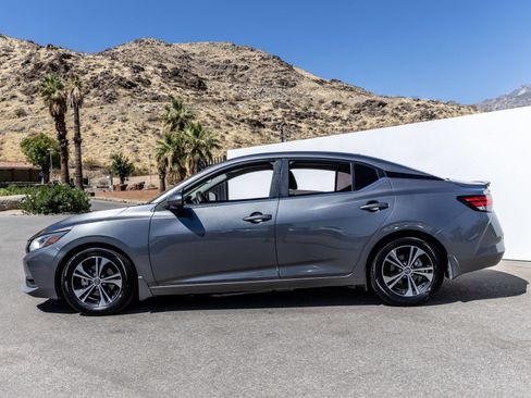 Used 2020 Nissan Sentra SV FWD image 5