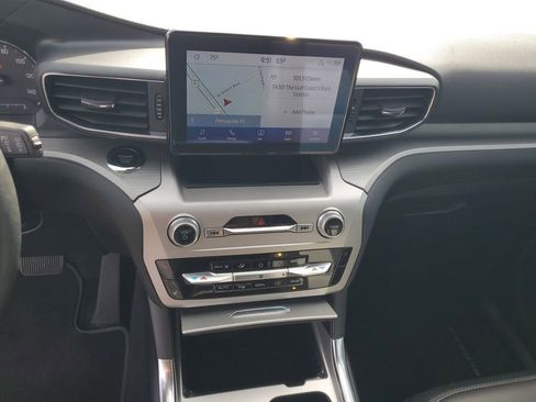 Used 2022 Ford Explorer XLT w/ Equipment Group 202A RWD image 15