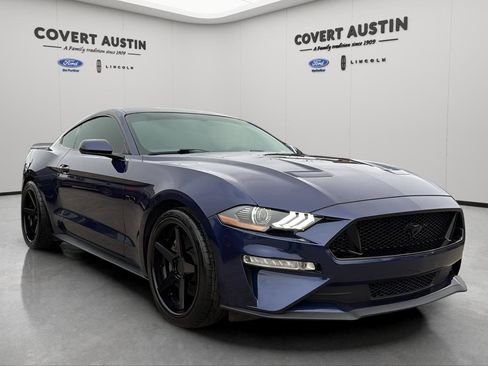Used 2019 Ford Mustang GT w/ Equipment Group 301A image 7