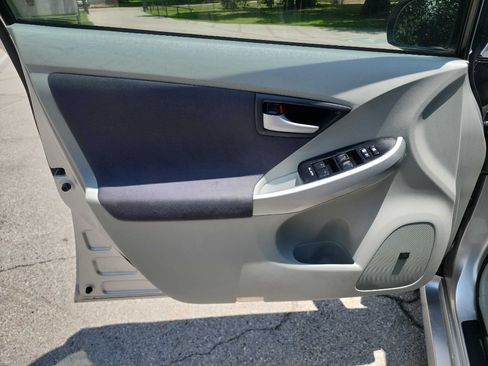 Used 2010 Toyota Prius Three FWD image 12