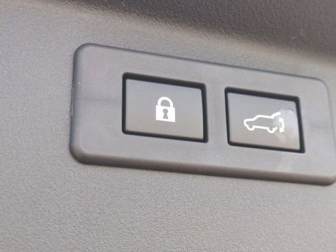 New 2026 Subaru Outback Premium image 33