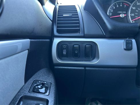 Used 2008 Mitsubishi Galant ES image 24