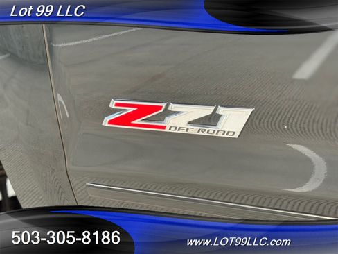 Used 2018 Chevrolet Silverado 1500 LTZ Z71 w/ Midnight Edition image 52