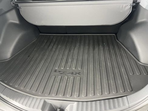 Used 2024 Toyota bZ4X XLE w/ Weather Package image 32