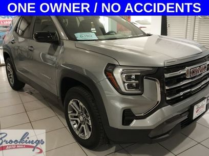 Used 2025 GMC Terrain Elevation