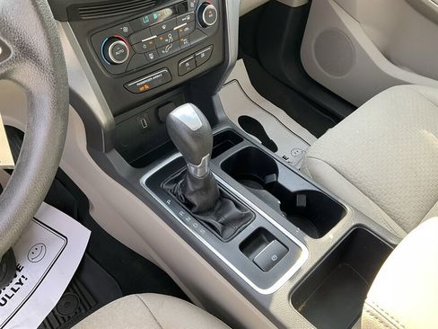 Used 2017 Ford Escape SE AWD/4WD image 37