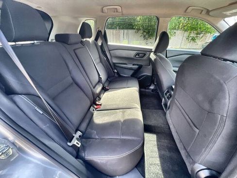 Used 2024 Nissan Rogue S FWD image 26