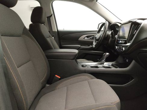 Used 2020 Chevrolet Traverse LT FWD image 21