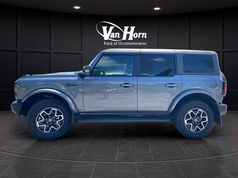 Used 2024 Ford Bronco Outer Banks AWD/4WD image 4