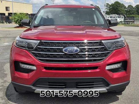 Used 2024 Ford Explorer XLT w/ Equipment Group 202A AWD/4WD image 6