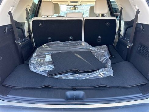 New 2026 Nissan Pathfinder SL image 12