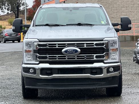 Certified 2024 Ford F250 XLT image 10
