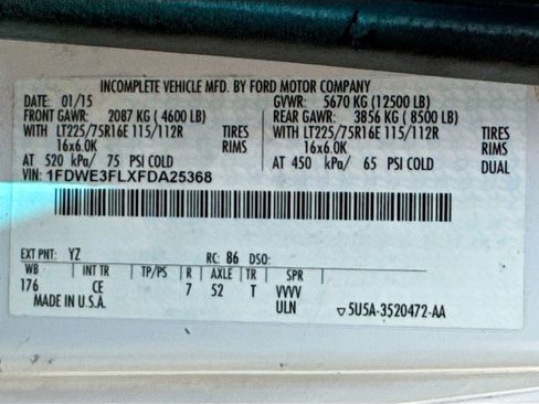 Used 2015 Ford E-350 and Econoline 350 Super Duty image 27