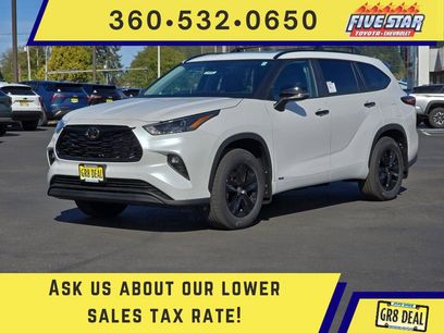 New 2025 Toyota Highlander XLE