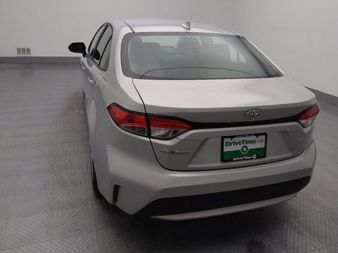 Used 2022 Toyota Corolla LE image 6