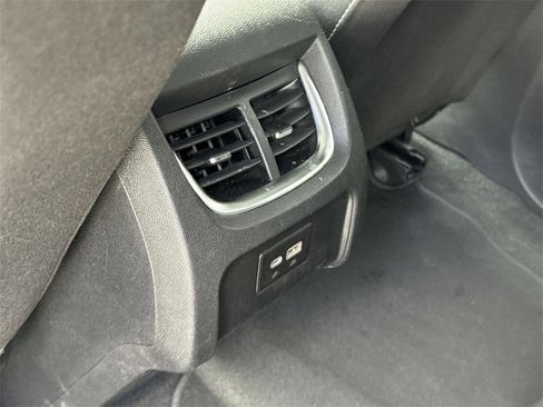 Used 2023 Chevrolet Blazer LT image 19