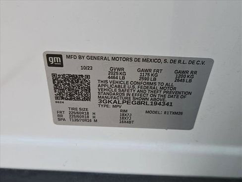 Used 2024 GMC Terrain SLT image 23