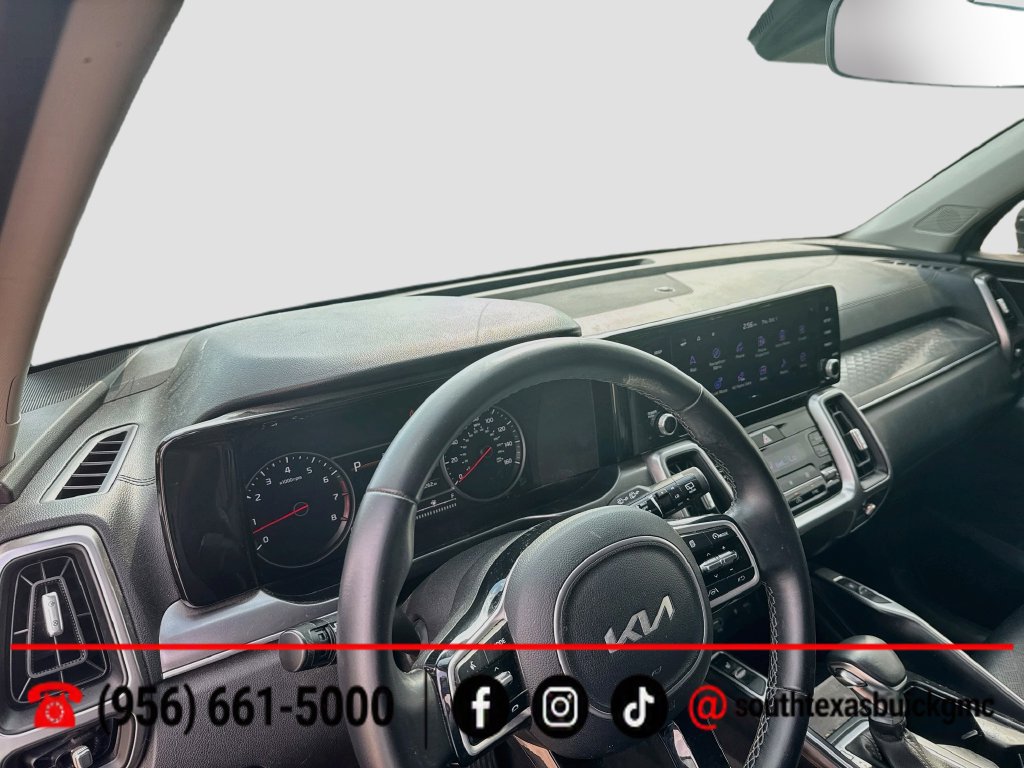 Used 2023 Kia Sorento S w/ Panoramic Sunroof Package FWD image 9