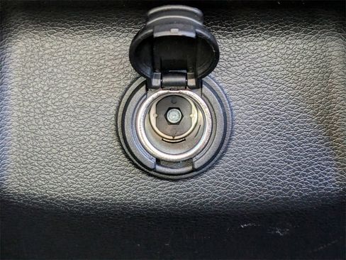 Used 2023 Kia Telluride SX X-Line image 17