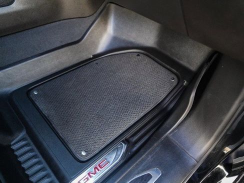 Used 2024 GMC Sierra 2500 AT4 w/ AT4 Premium Plus Package image 21