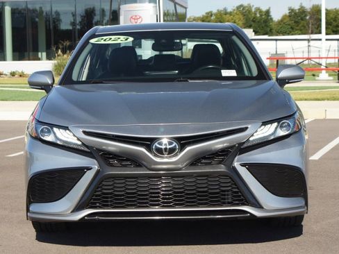Used 2023 Toyota Camry XSE image 23