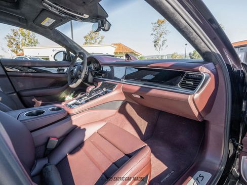Used 2023 Porsche Panamera GTS image 47