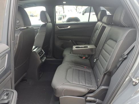 New 2026 Volkswagen Atlas Cross Sport SEL R-Line AWD/4WD image 21