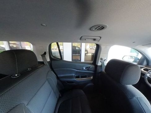 Used 2023 GMC Acadia SLE w/ Driver Convenience Package AWD/4WD image 33