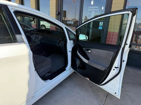 Used 2015 Toyota Prius Two FWD image 22