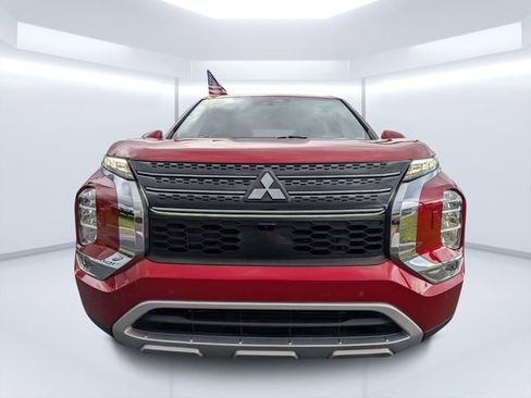 Used 2022 Mitsubishi Outlander SE AWD/4WD image 7