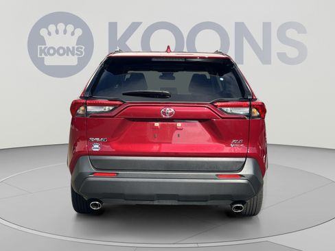 Used 2025 Toyota RAV4 XLE AWD/4WD image 5