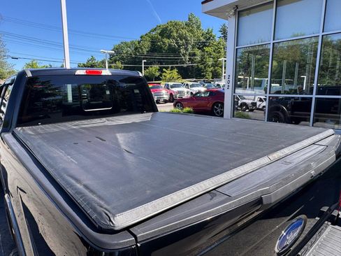 Used 2018 Ford F250 Lariat w/ Lariat Ultimate Package AWD/4WD image 14