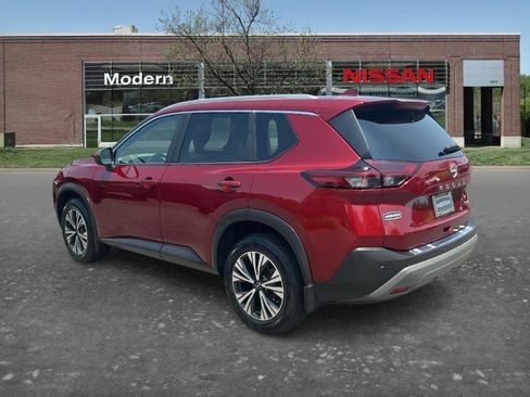 Certified 2023 Nissan Rogue SV w/ SV Premium B Package FWD image 2