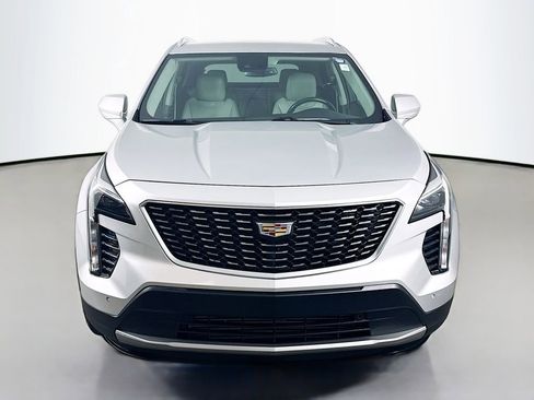Used 2020 Cadillac XT4 Premium Luxury image 2