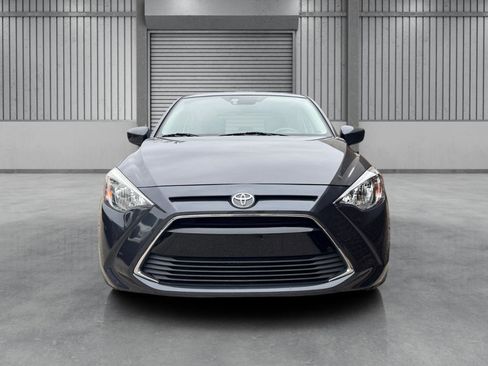 Used 2018 Toyota Yaris iA image 8