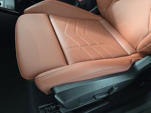 New 2026 BMW X1 xDrive28i w/ Technology Package image 14